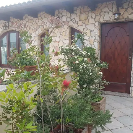 Vela Club House