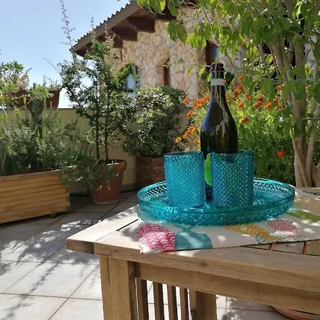 Vela Club House *